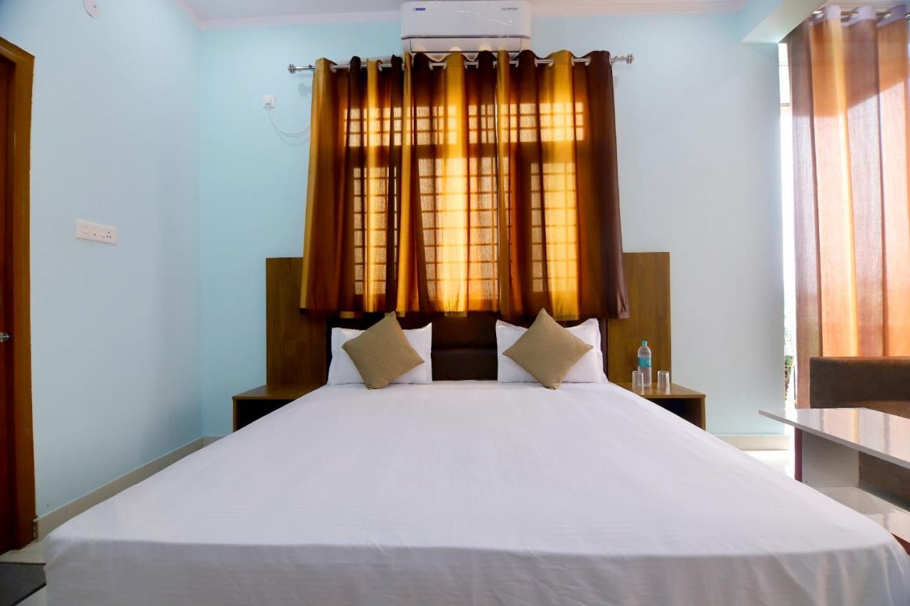 Hotel Comfort Inn Homestay Dehradun Zewnętrze zdjęcie