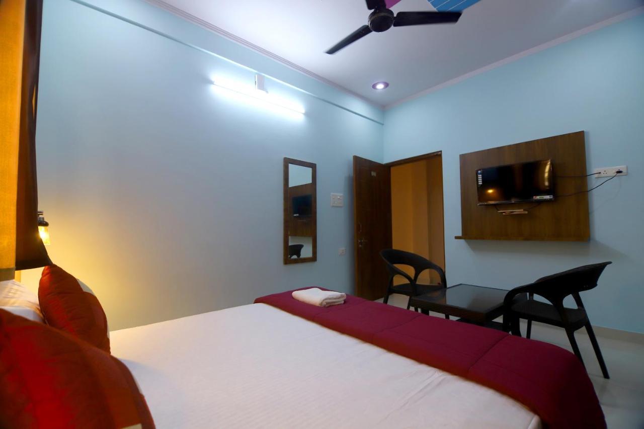 Hotel Comfort Inn Homestay Dehradun Zewnętrze zdjęcie