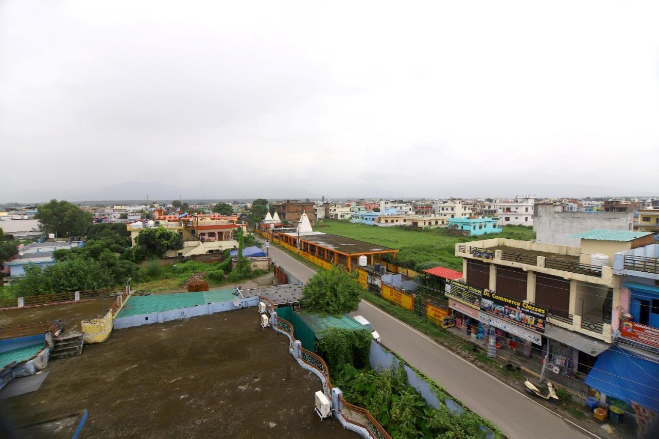 Hotel Comfort Inn Homestay Dehradun Zewnętrze zdjęcie