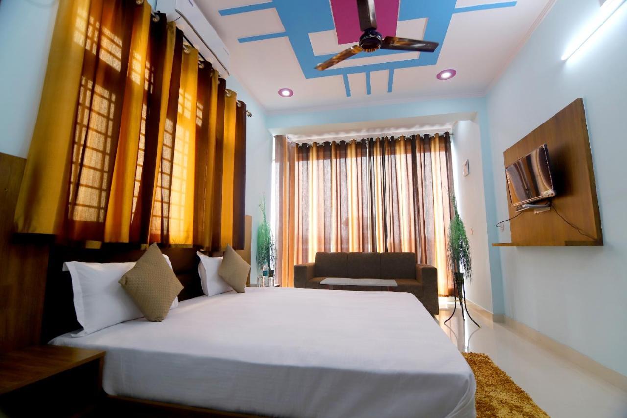 Hotel Comfort Inn Homestay Dehradun Zewnętrze zdjęcie