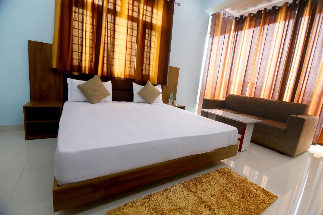 Hotel Comfort Inn Homestay Dehradun Zewnętrze zdjęcie