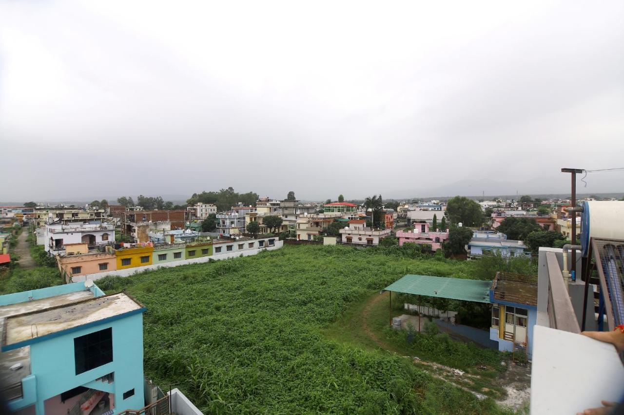 Hotel Comfort Inn Homestay Dehradun Zewnętrze zdjęcie